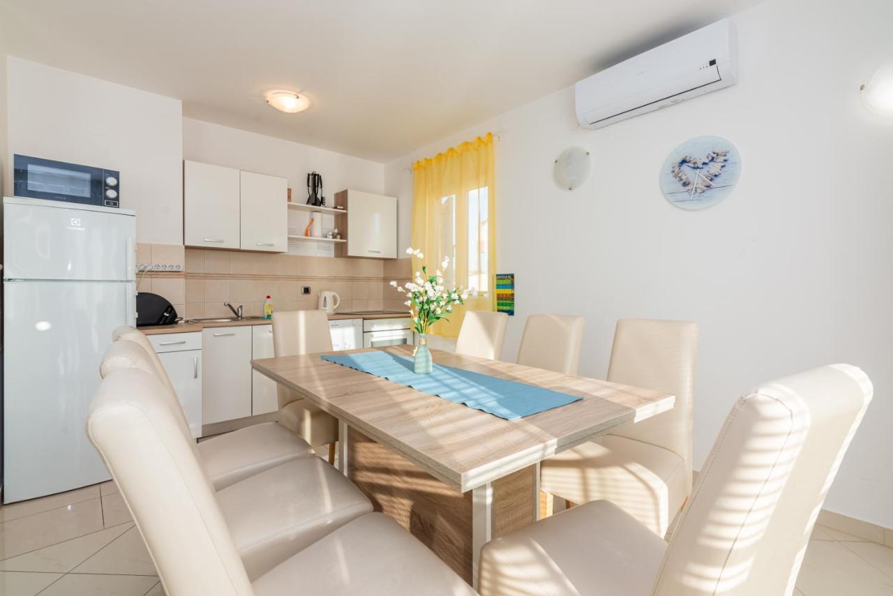 Apartment Mimoza 5, Baska, Krk Exterior photo
