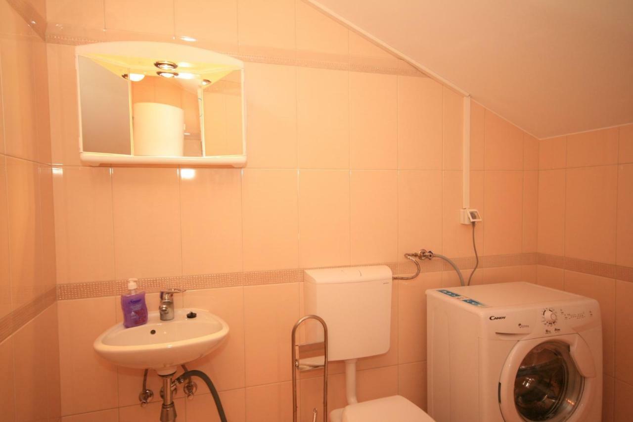 Apartment Mimoza 5, Baska, Krk Exterior photo