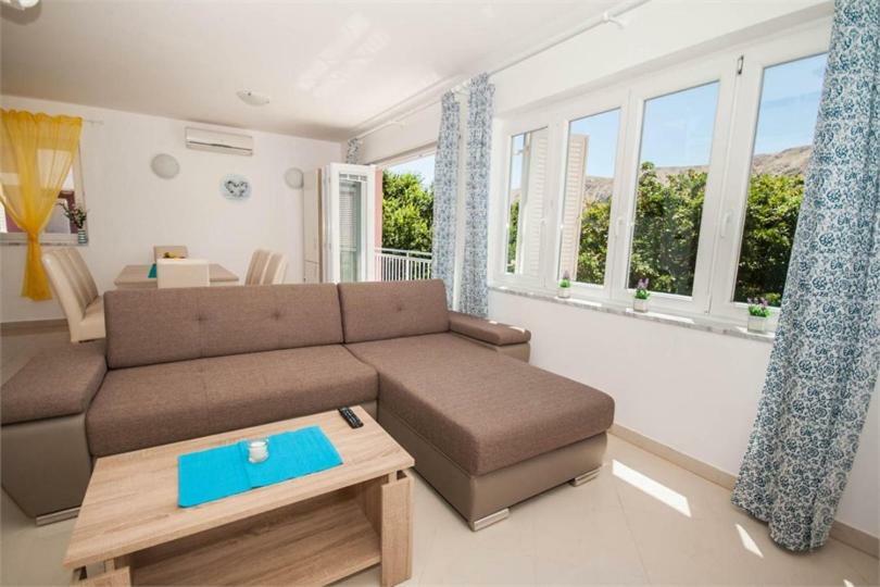 Apartment Mimoza 5, Baska, Krk Exterior photo
